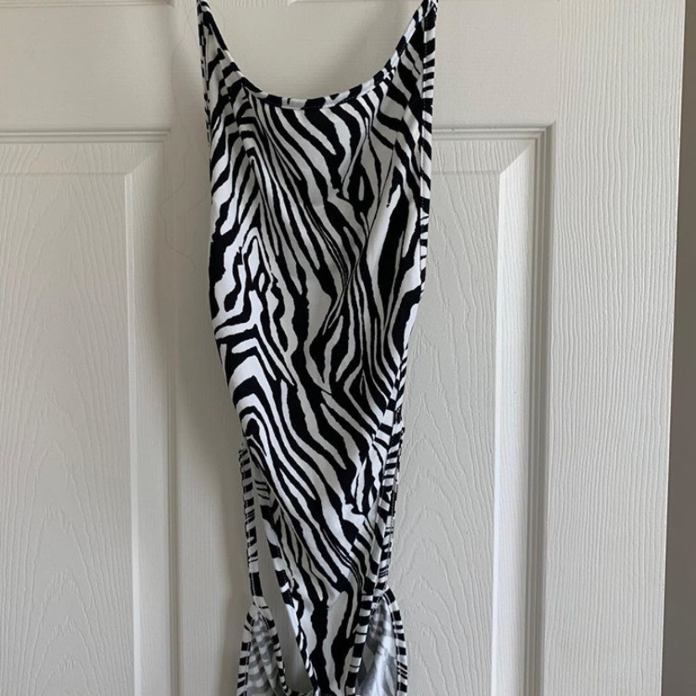 bodysuit - Picture 3 of 3